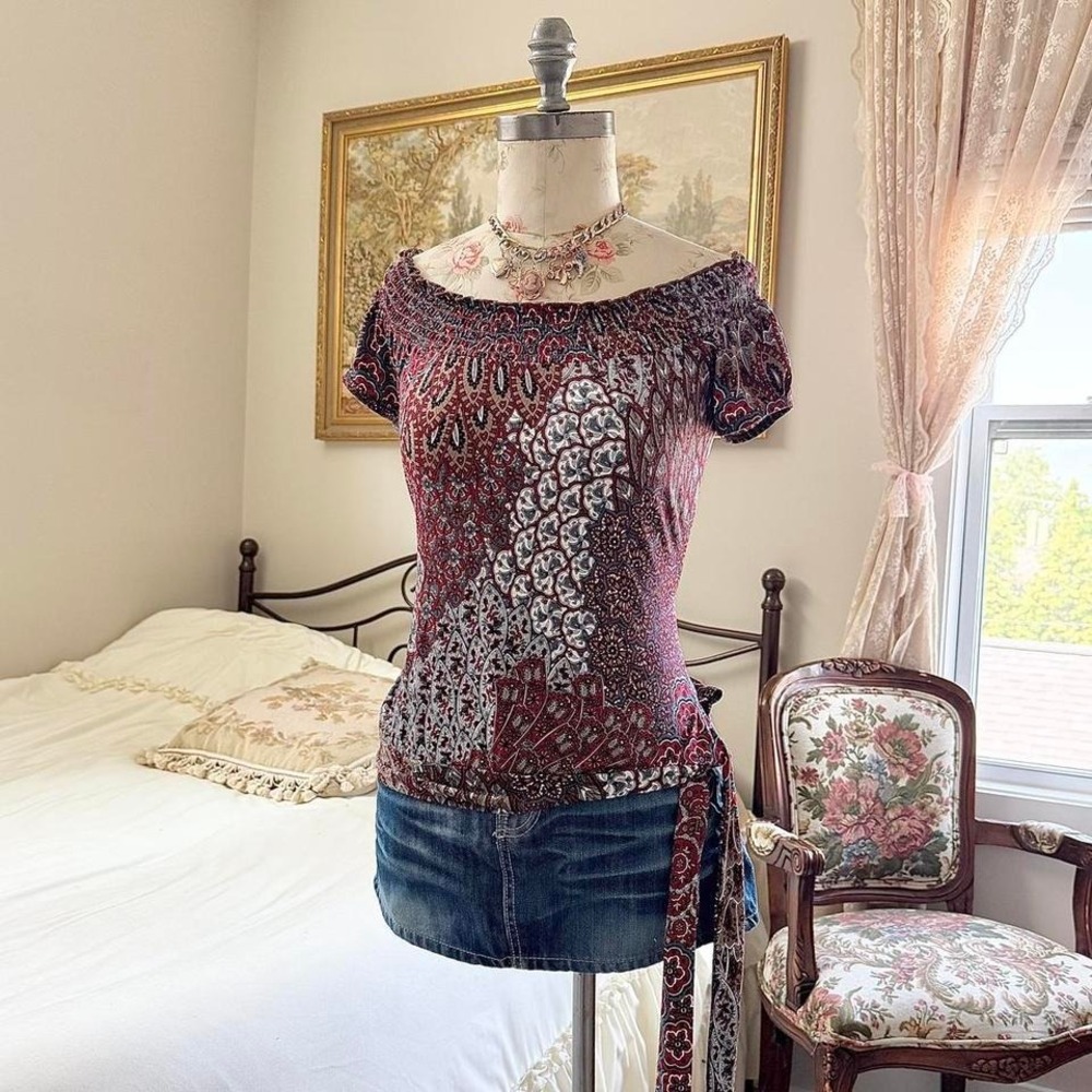 paisley boho top  Y2K IZ Byer California paisley‎ print top size small